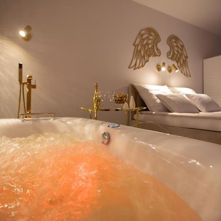 Apartament Gold Sauna&Jacuzzi Kołobrzeg Εξωτερικό φωτογραφία